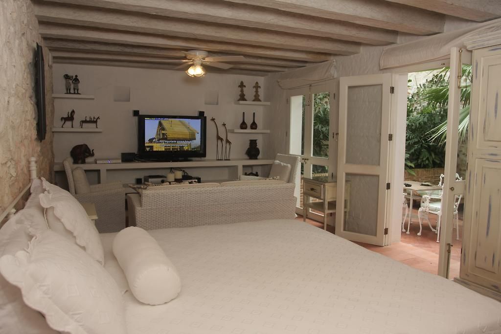 Hotel Casa Quero 5*