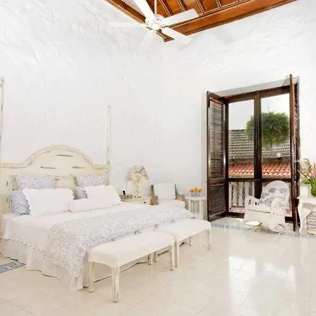 Hotel Casa Quero 5*