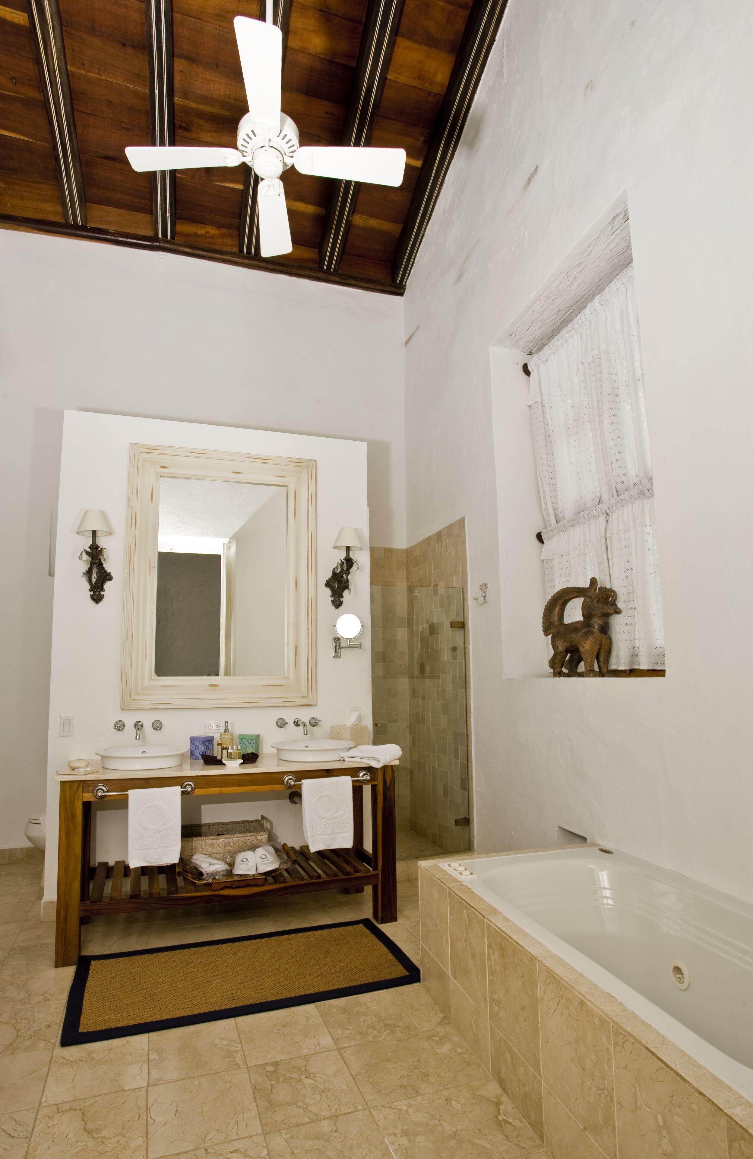 Hotel Casa Quero